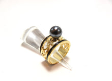 Load image into Gallery viewer, Plumeria Ring with Tahitian Shell Pearl
